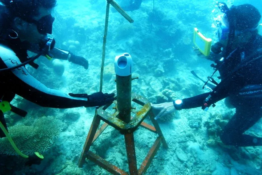 Offshore instrument in clear water